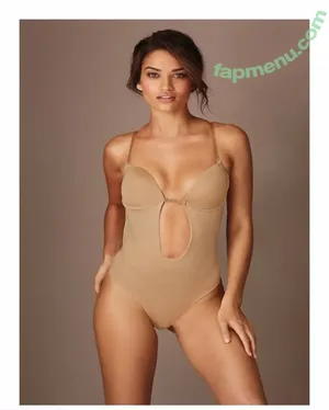 Shanina Shaik / shaninamshaik nude photo #0060