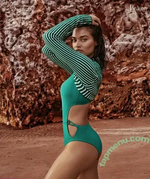 Shanina Shaik / shaninamshaik nude photo #0116