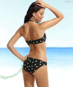 Shanina Shaik / shaninamshaik nude photo #0241