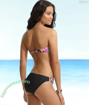 Shanina Shaik / shaninamshaik nude photo #0242