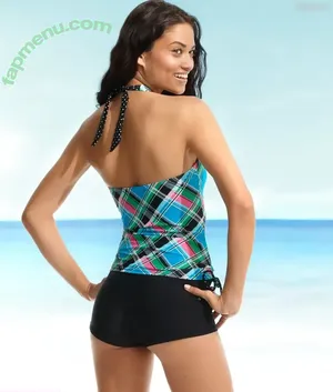 Shanina Shaik / shaninamshaik nude photo #0245