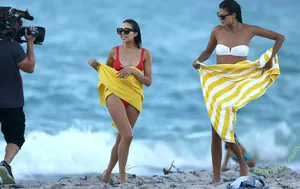 Shanina Shaik / shaninamshaik nude photo #0302