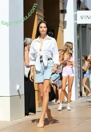 Shanina Shaik / shaninamshaik nude photo #0361