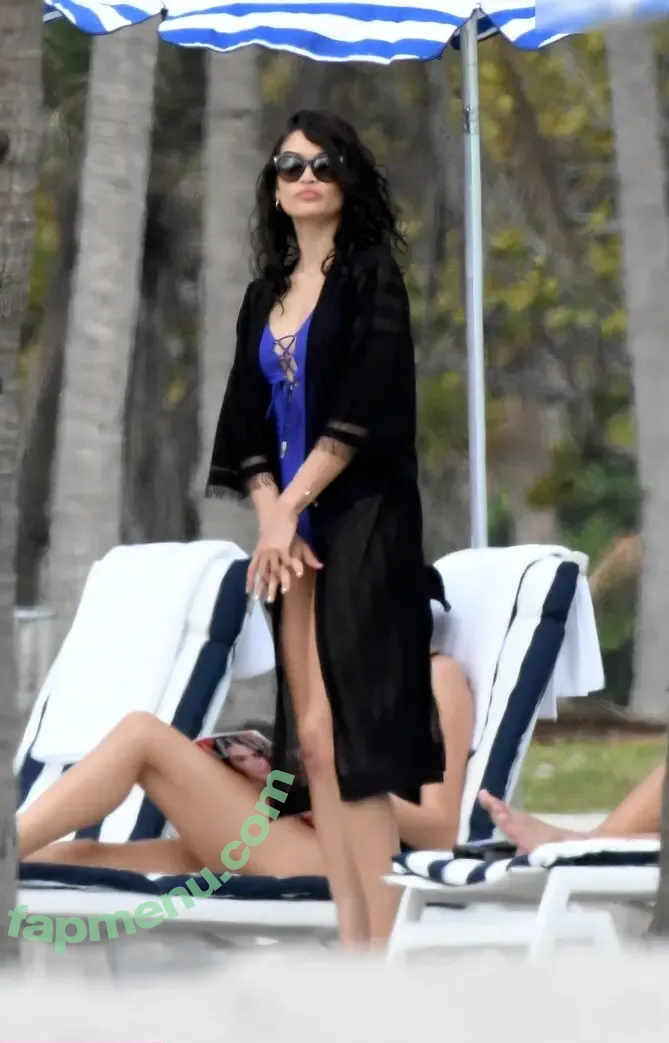 Shanina Shaik nude photo #0256 (shaninamshaik)