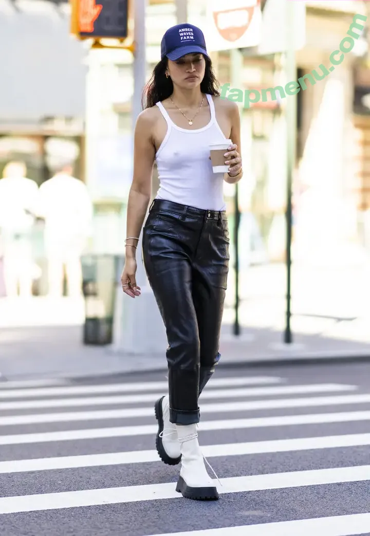 Shanina Shaik nude photo #0465 (shaninamshaik)