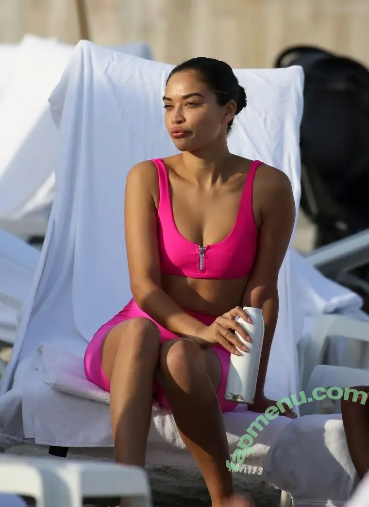 Shanina Shaik nude photo #0691 (shaninamshaik)