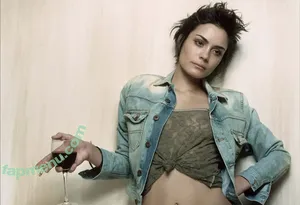 Shannyn Sossamon / shansossamon nude photo #0013