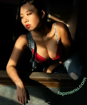 Sharon Wei / pyroman.tw / pysharon.tw nude photo #0166