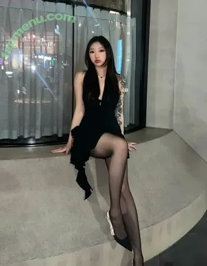 Sharon.zxt / shiorichii nude photo #0074