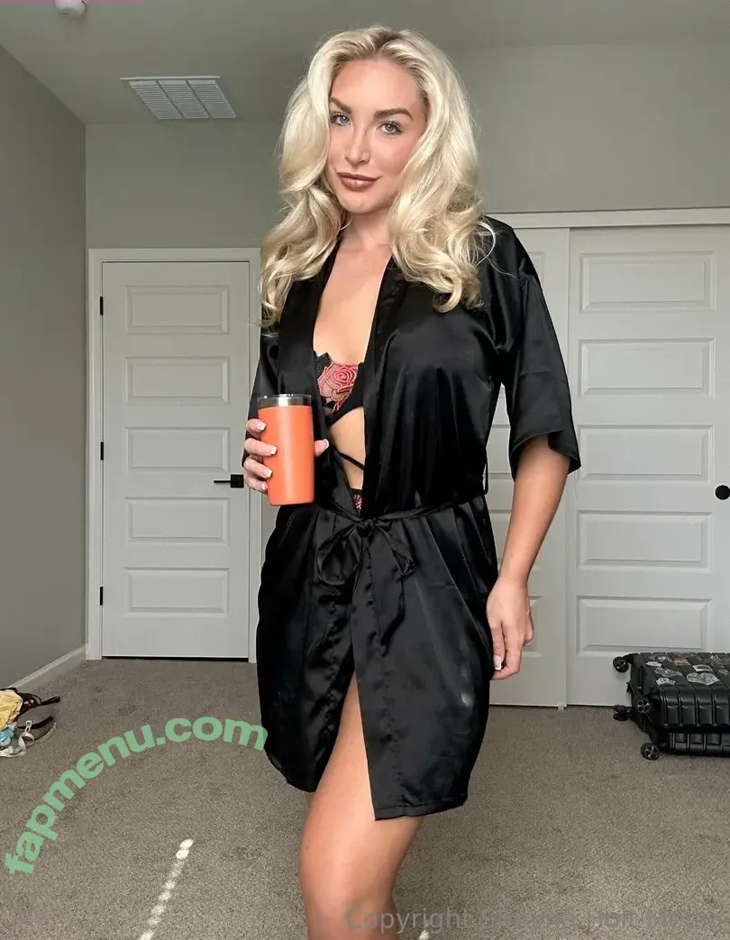 shaynaholt nude photo #0005 (shaynaholt)