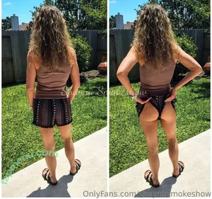 shaynasmokeshow / shaynash nude photo #0001