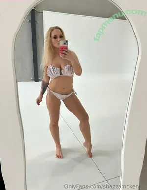 Shazza McKenzie / ShazzaMcKenzie / shaylamckenzie / shazza_mckenzie nude photo #0517