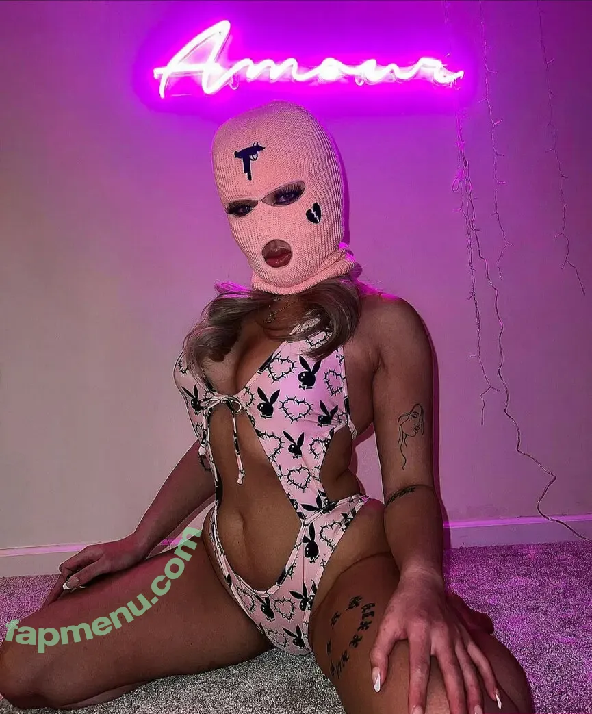 Shelbabey nude photo #0020 (4lphababy / brattyalpha / bunearybaby)