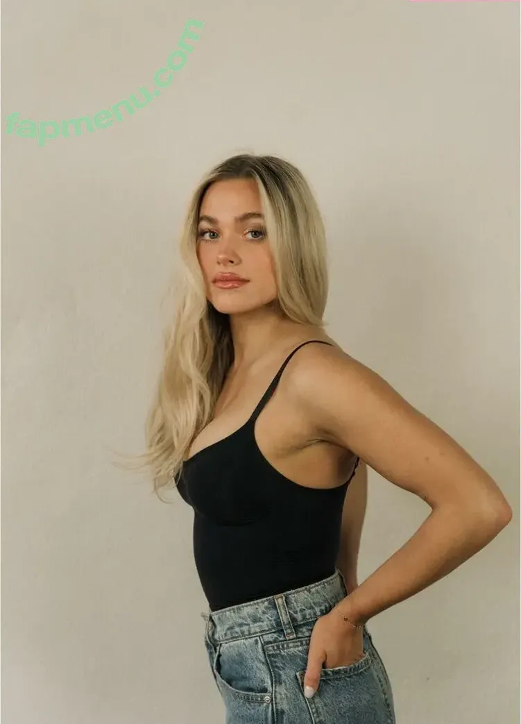 Shelby Hunstad nude photo #0001 (shelbyhunstad)
