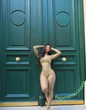 Shenseea nude photo #0256