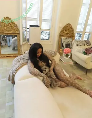 Shenseea nude photo #0257