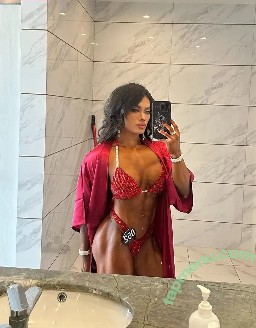 sher.chee nude photo #0007 (Sherchili / sherchilli)