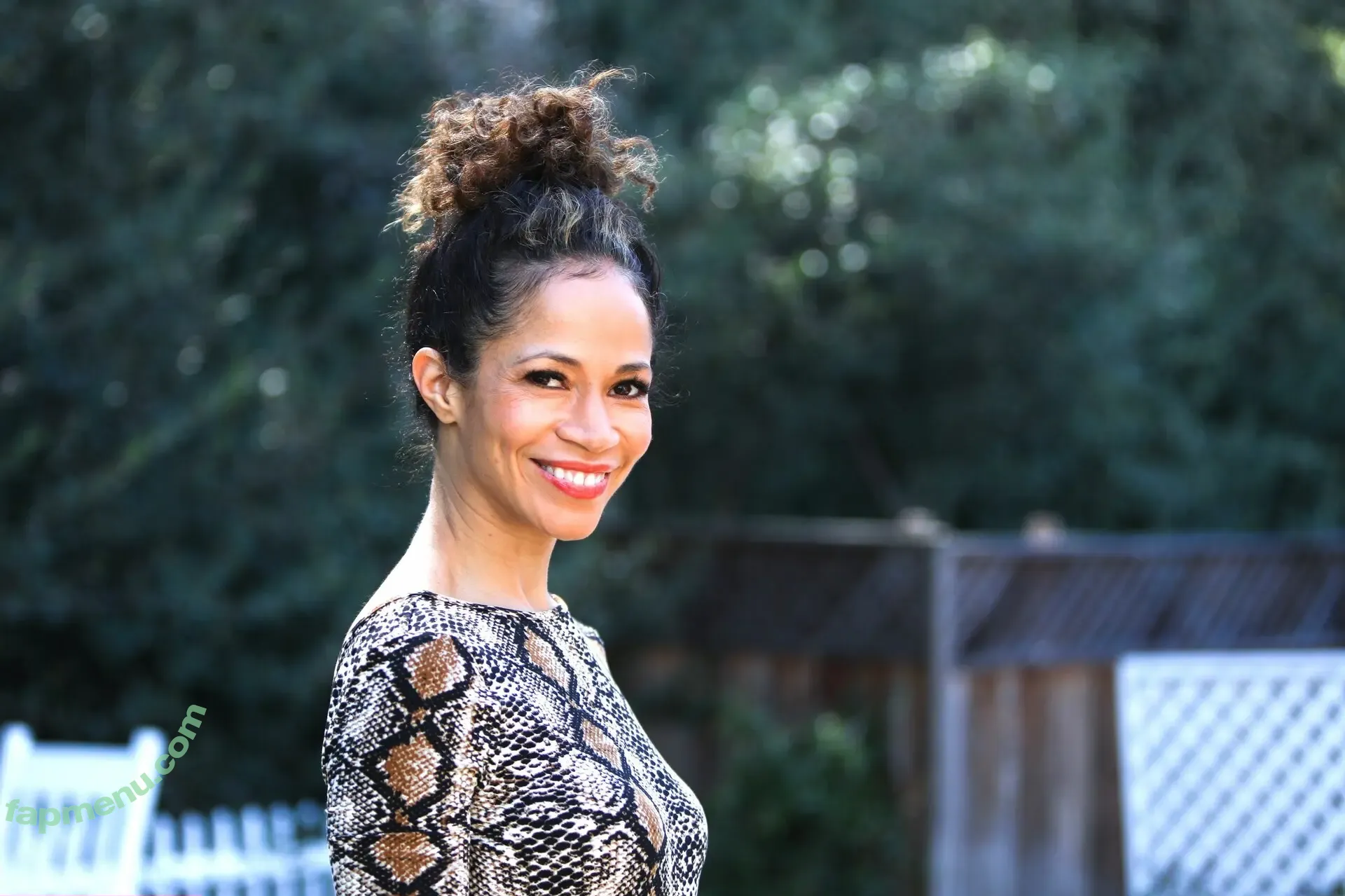 Sherri Saum nude photo #0012 (Sherri Saum)