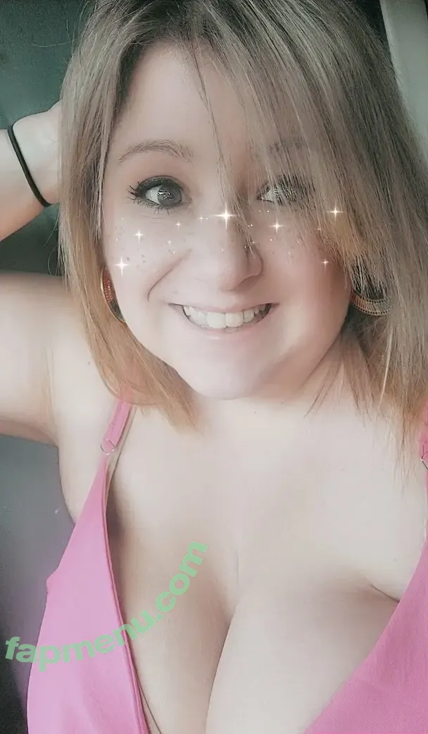 Sheseemslegit nude photo #0002 (she_seams_legit)