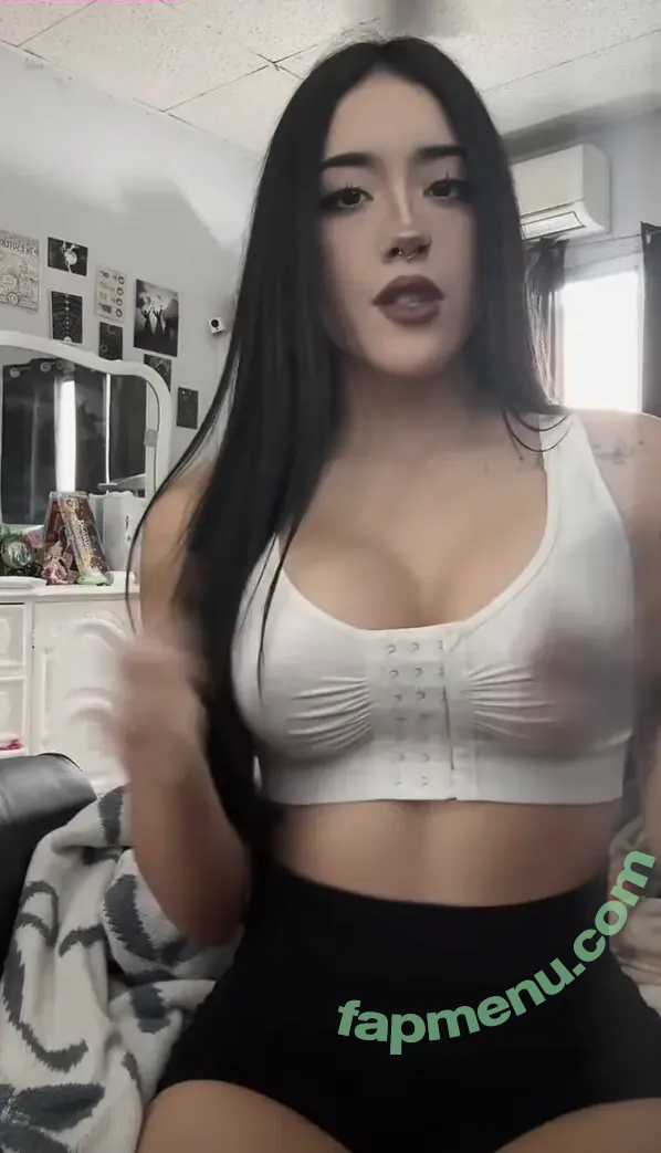 Shilynn Velez nude photo #0002 (deftmoon / shilynnvelez)