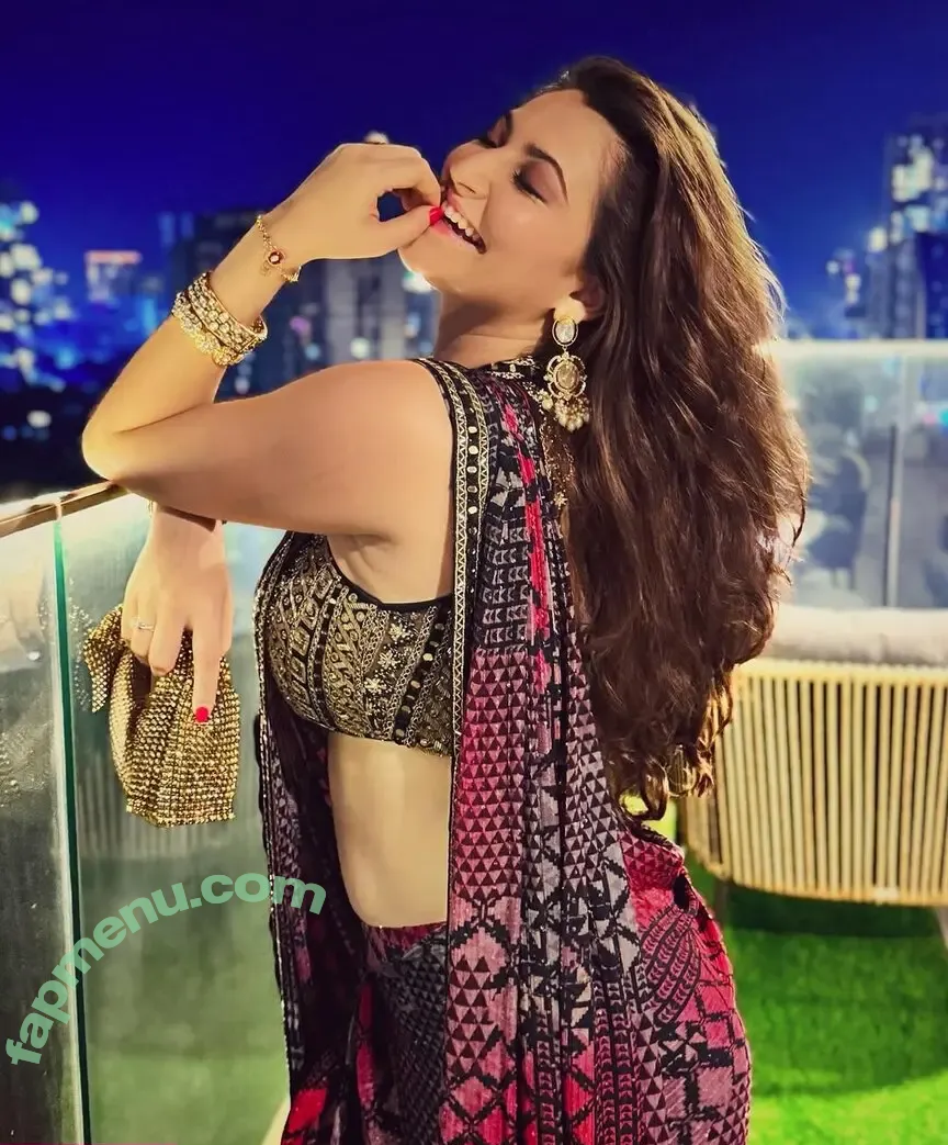 Shivaleeka Oberoi nude photo #0012 (shivaleekaoberoi)
