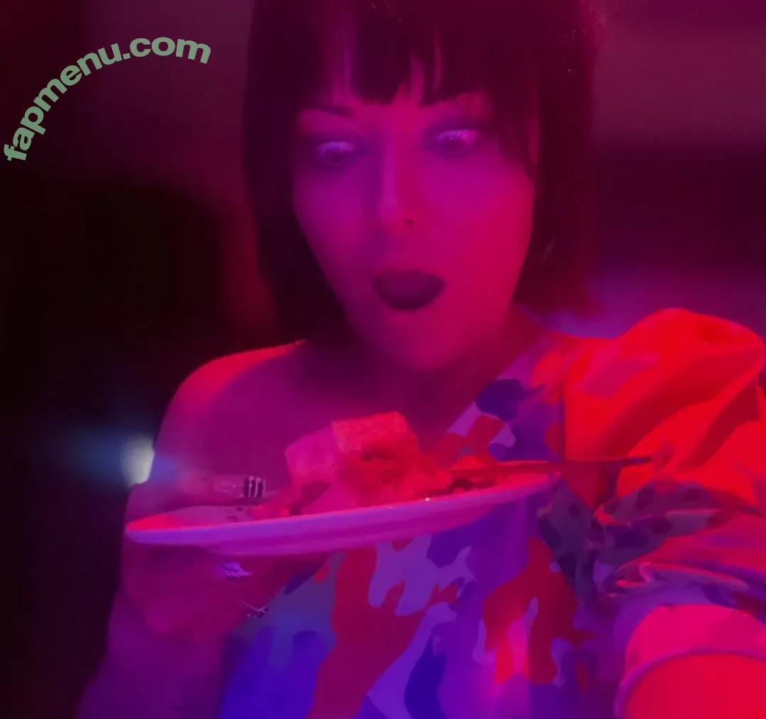 Shona Mcgarty nude photo #0099 (shonabmx)