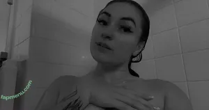  nude photo #0010