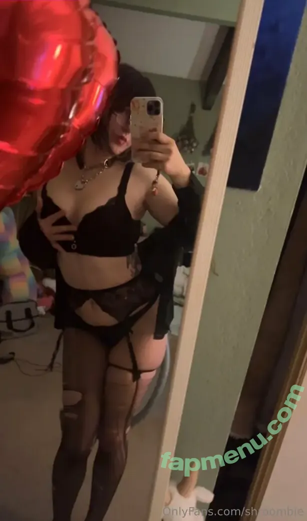shroombie nude photo #0004 (shroombie.cos)
