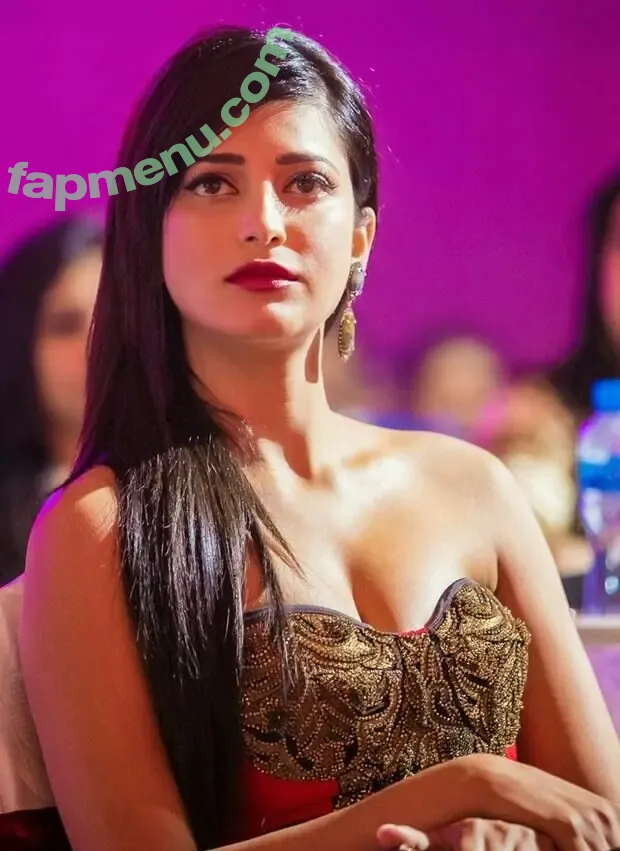 Shruti Hassan nude photo #0002 (Shruti Hassan)
