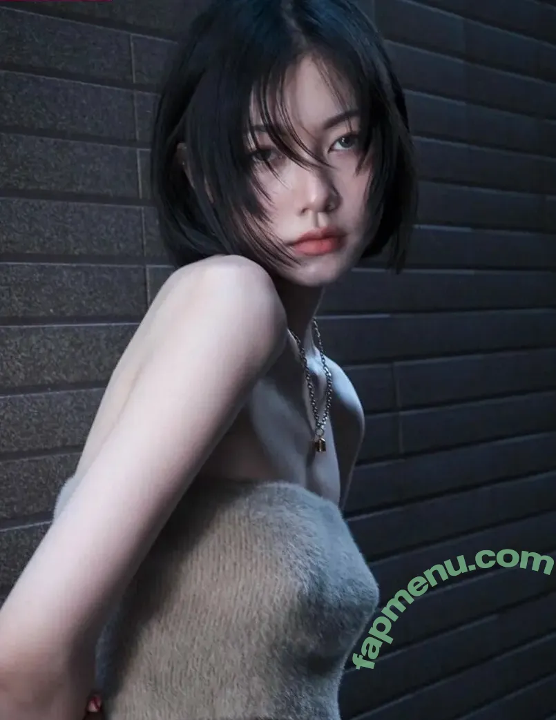 Shu Olivia nude photo #0006 (Shu Olivia)