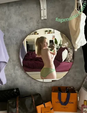 _shutupmelissa_ / itsmelissahickey / melissa-louise nude photo #0219