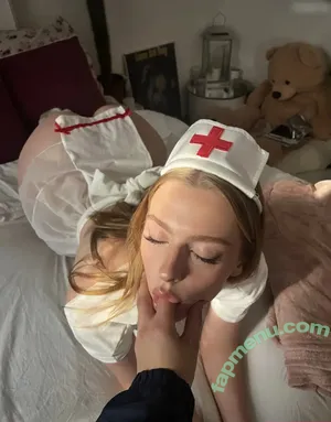 _shutupmelissa_ / itsmelissahickey / melissa-louise nude photo #0370