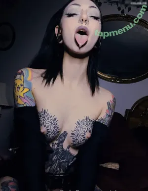  nude photo #0005
