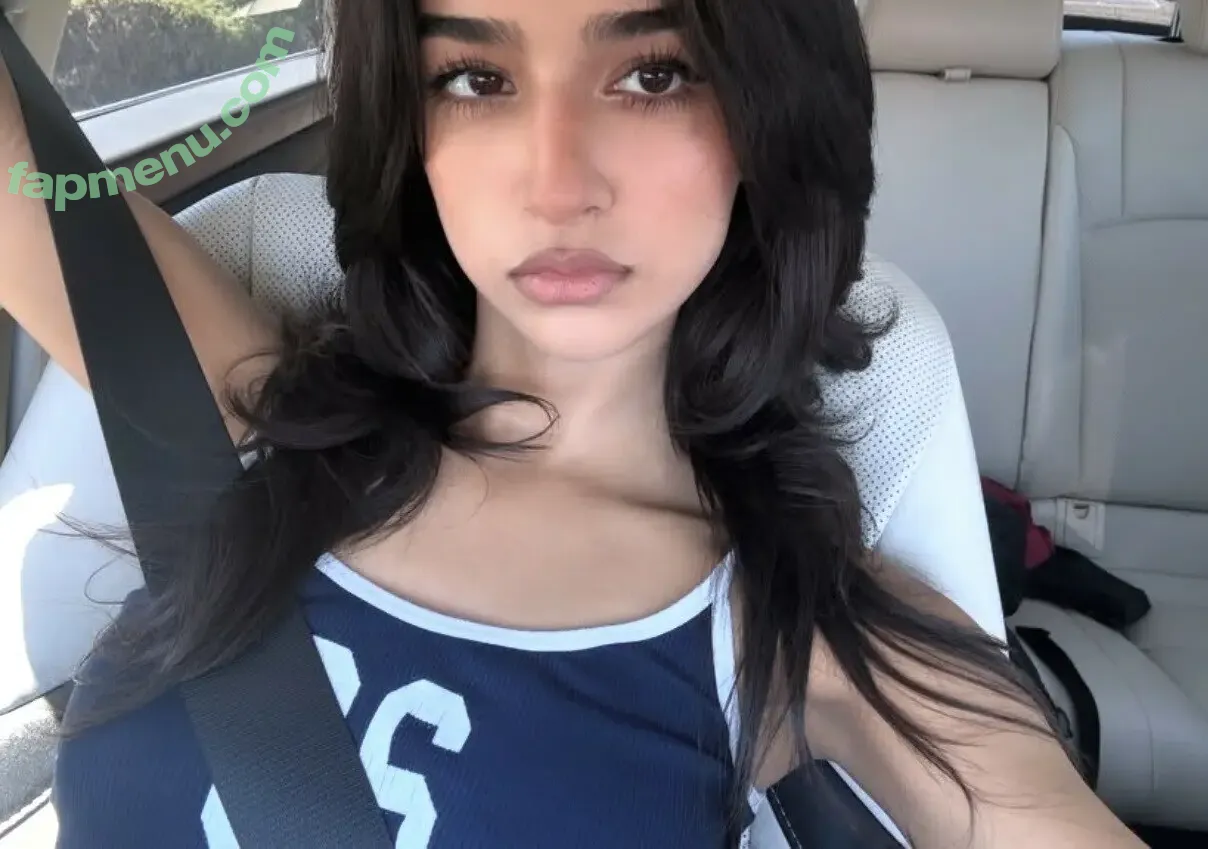 Sia Kumar nude photo #0013 (siaxkumar)
