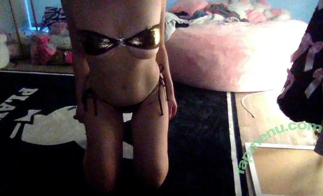 Sidnie Tipton nude photo #0020 (bbybambigirl / sidtipton)