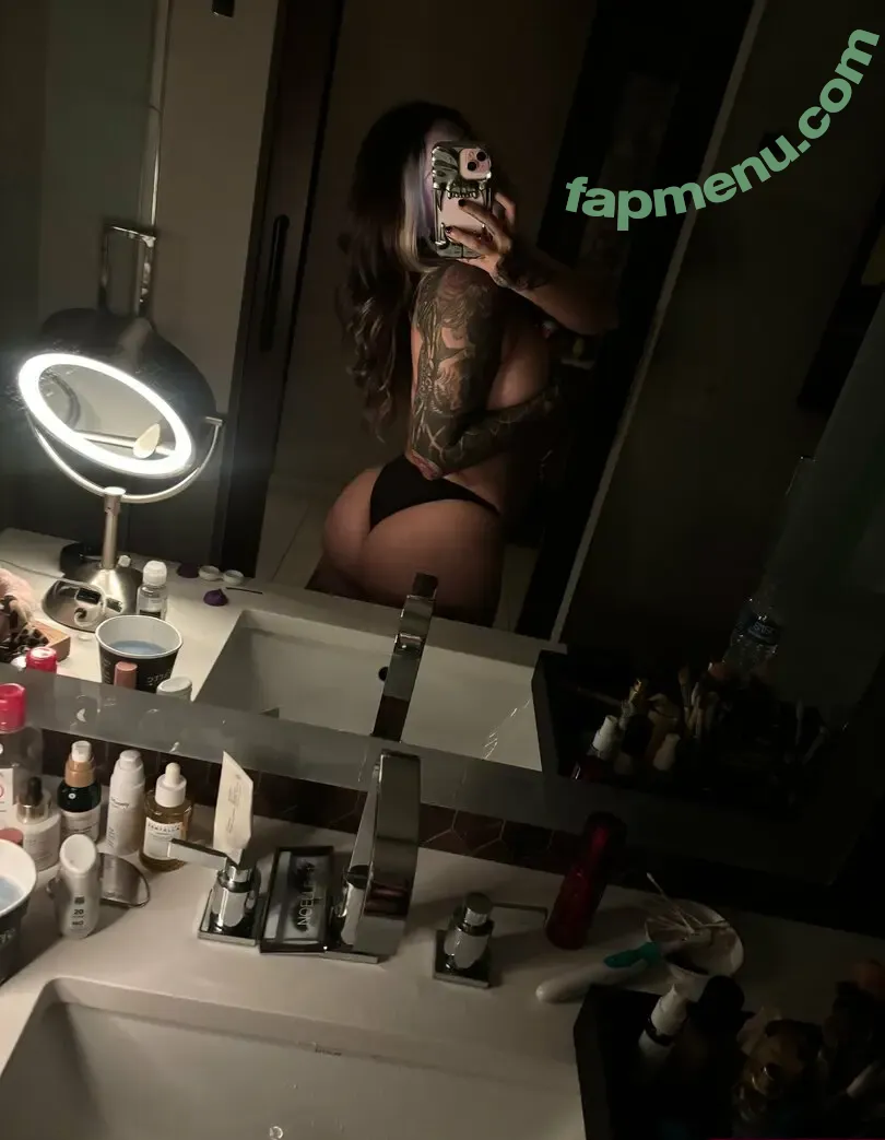 siegexxx nude photo #0684 (rainbow6game_us / undersiegexo)