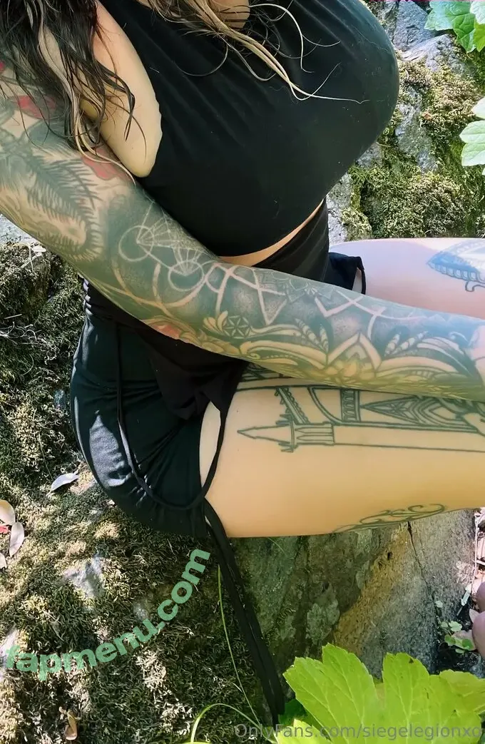 siegexxx nude photo #0697 (rainbow6game_us / undersiegexo)
