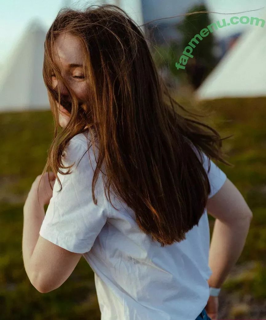 Sigrid nude photo #0113 (Sigrid Solbakk Raabe / thisissigrid)