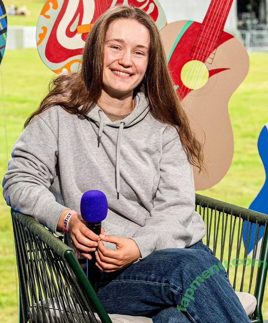 Sigrid nude photo #0116 (Sigrid Solbakk Raabe / thisissigrid)