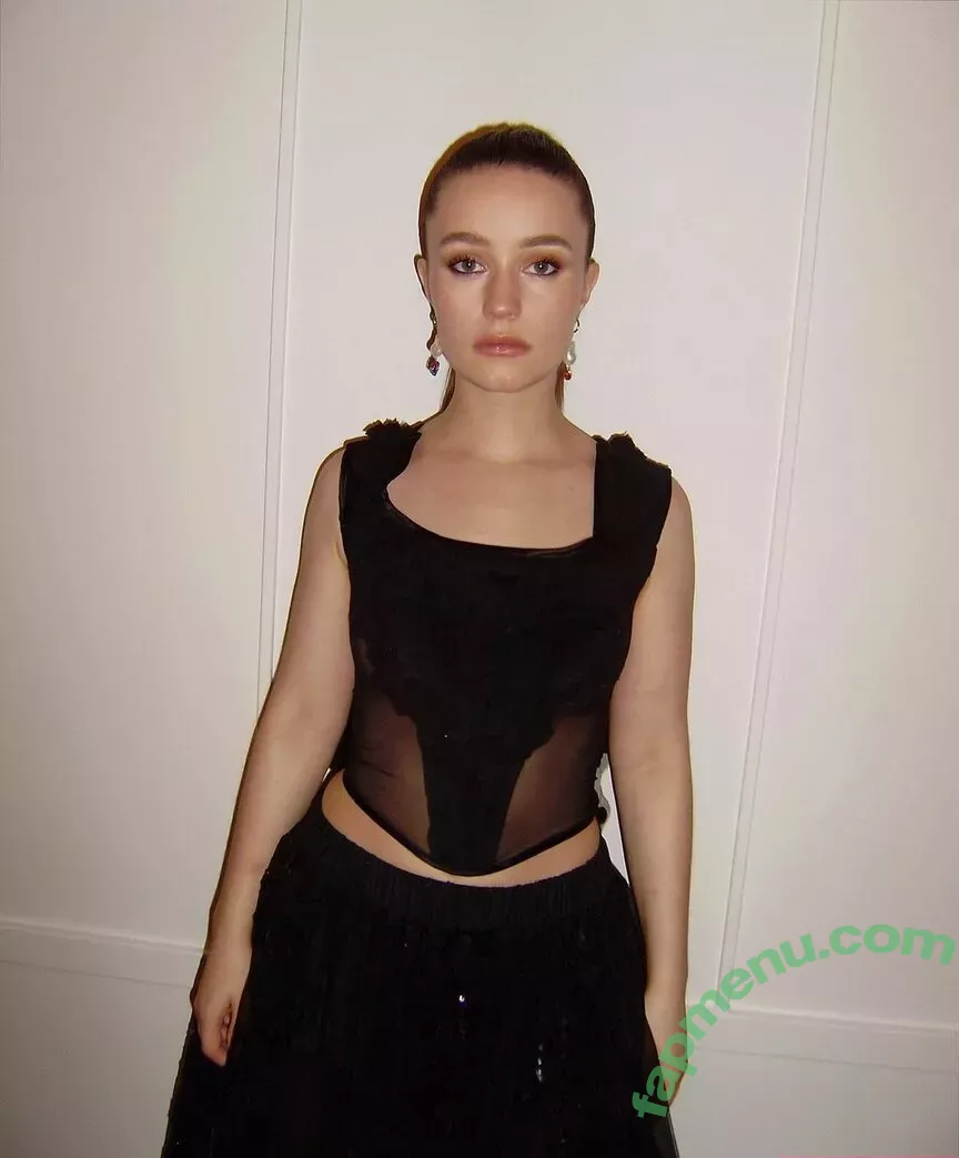 Sigrid nude photo #0189 (Sigrid Solbakk Raabe / thisissigrid)