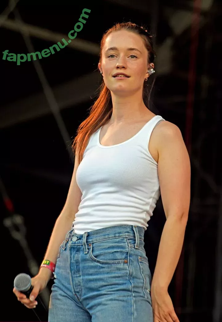 Sigrid nude photo #0220 (Sigrid Solbakk Raabe / thisissigrid)