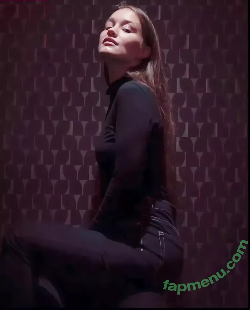 Sigrid nude photo #0291 (Sigrid Solbakk Raabe / thisissigrid)