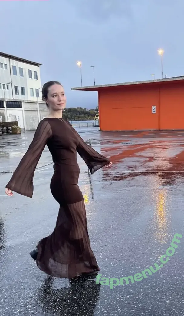 Sigrid nude photo #0519 (Sigrid Solbakk Raabe / thisissigrid)