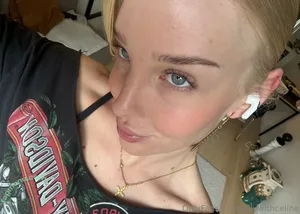  nude photo #0007