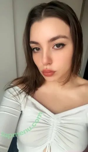  nude photo #0002