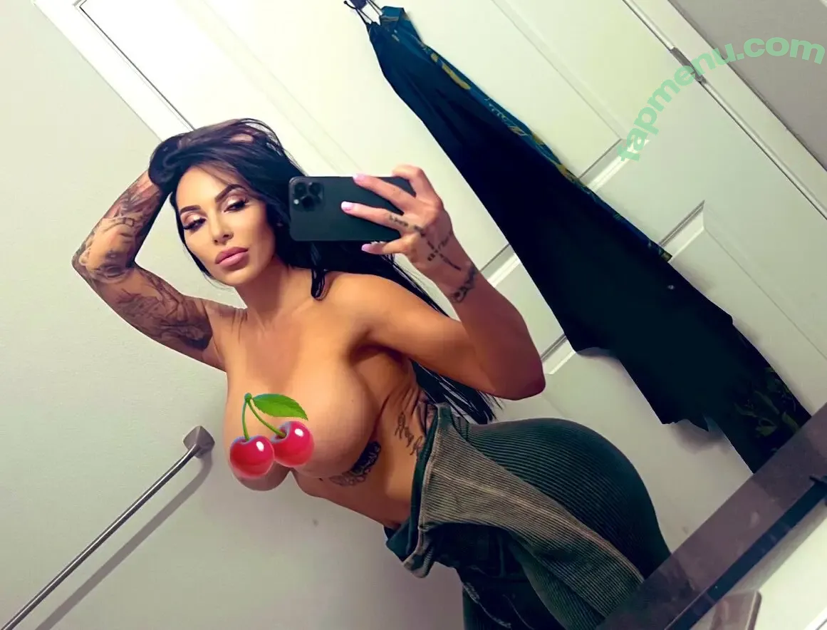simonamihiela nude photo #0010 (simonamihiela)