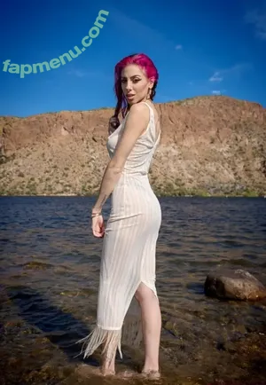 simplysoma / simplysoma_xoxo nude photo #0026