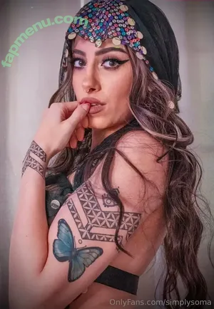 simplysoma / simplysoma_xoxo nude photo #0043