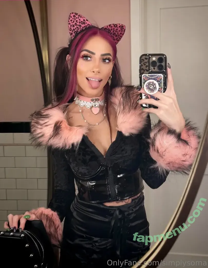 simplysoma nude photo #0034 (simplysoma_xoxo)
