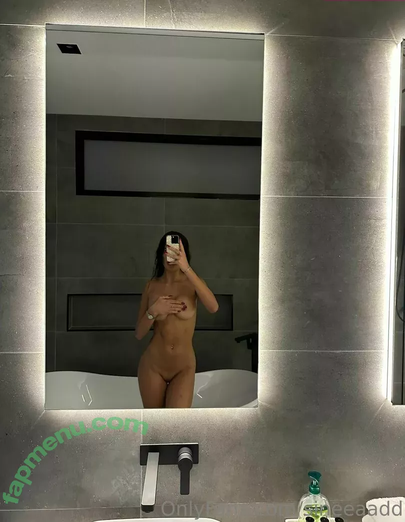 Sineeaadd nude photo #0214 (Not Sienna / Siennaliara / Sineadd.bts)